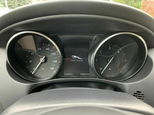 Jaguar XE 2.0d 180 KM