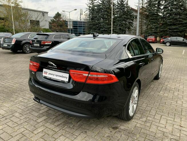 Jaguar XE 2.0d 180 KM