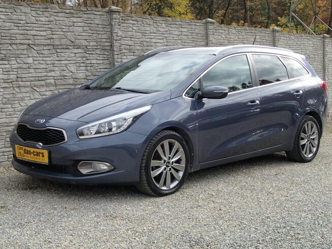 Kia Cee'd 1.6 CRDi 128KM Premium Panorama Skóra LED