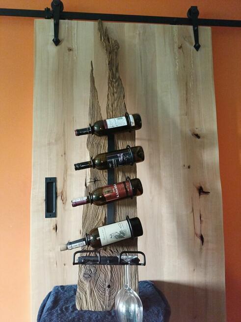 Stolik kawowy z drewna oliwnego