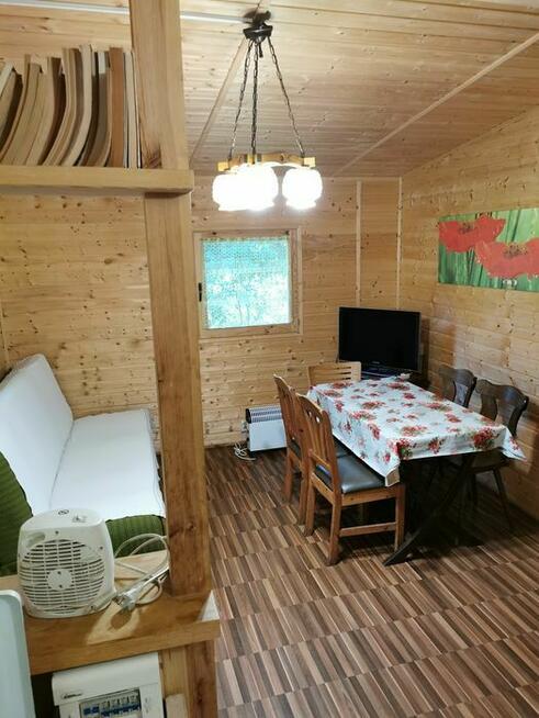 Domki letniskowe alpejskie nad jeziorem