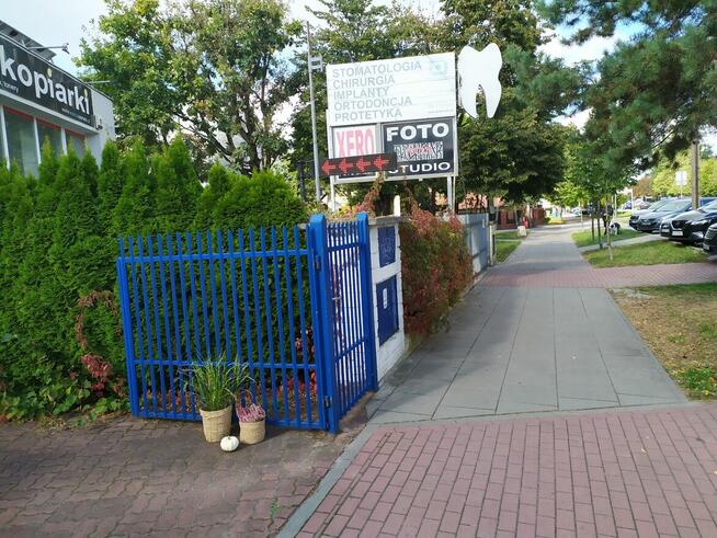 Wynajmę lokal użytkowy w centrum Łomianek od głównej ulicy