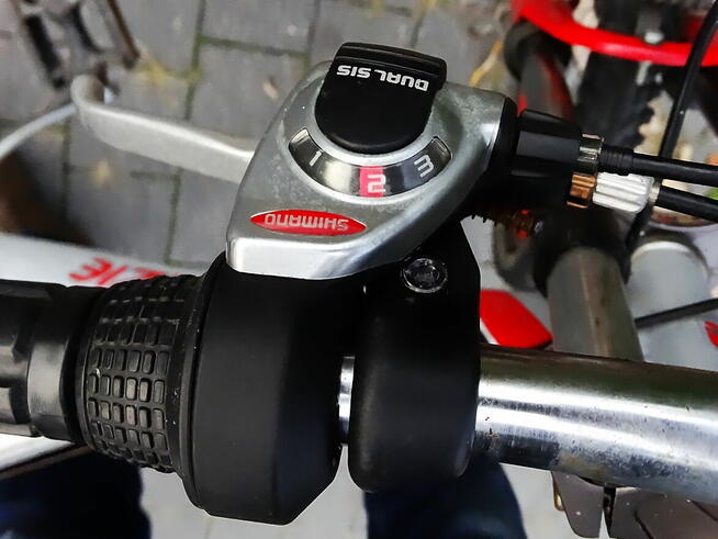 Rower dla ucznia górski marki MCKENZIE - koła 24