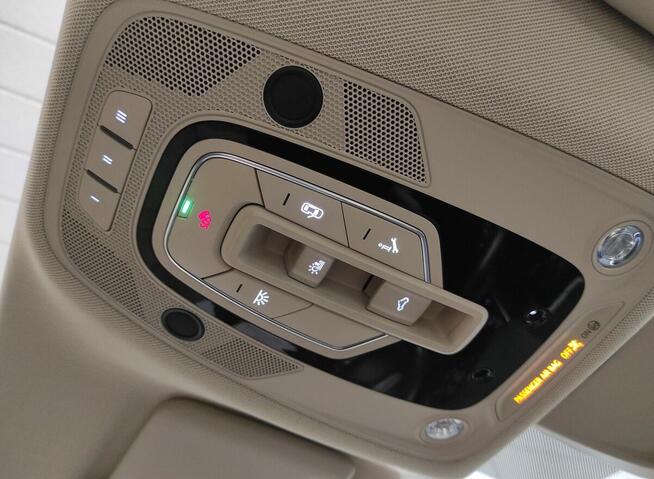 Audi Q5 2.0TDI / panorama / dynamiczne kierunki / 82 000 km