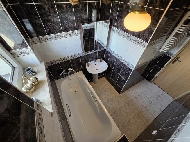 Pokój jednoosobowy dla kobiety uczącej się lub/i pracującej