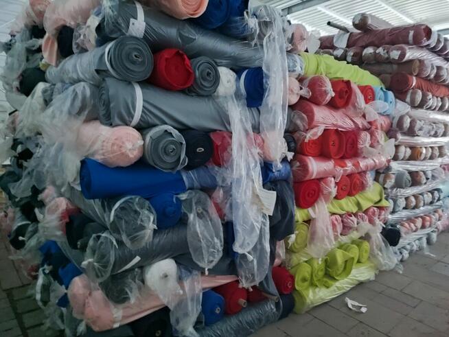 Tanie tkaniny i dzianiny. Odzieżowe, tapicerskie, stoki.