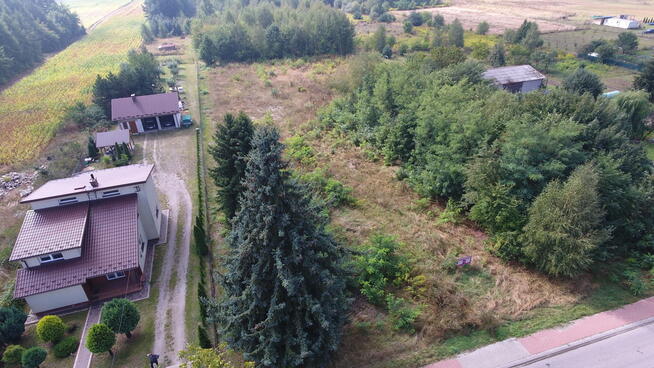 Piękna działka w pobliżu jeziora