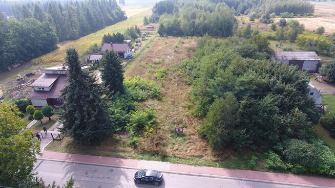 Piękna działka w pobliżu jeziora