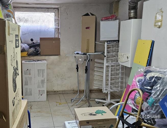 Do wynajęcia lokal witryna parter duży ciąg pieszy