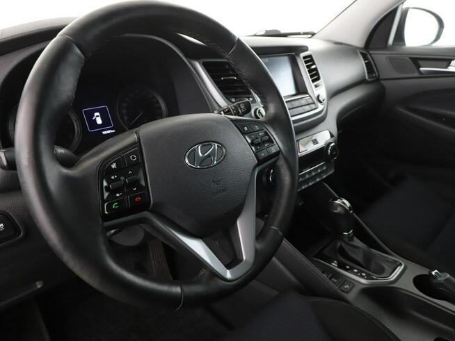 Hyundai Tucson Automat Navi Czujniki parkowania Klimatyzacja Podgrzewane fotele Bluet