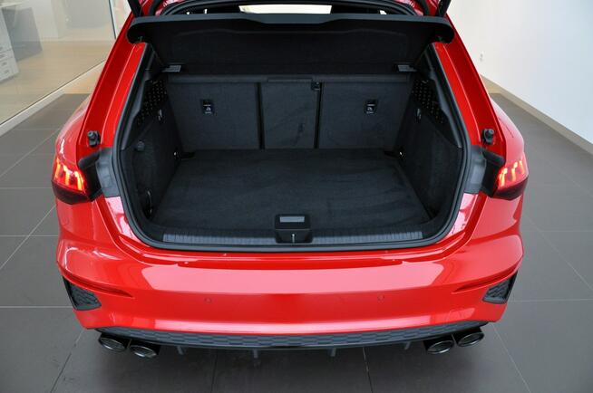 Audi S3 310KM Quattro Stronic B&O MatrixLed TempomatACC Panorama Kamera Alu18