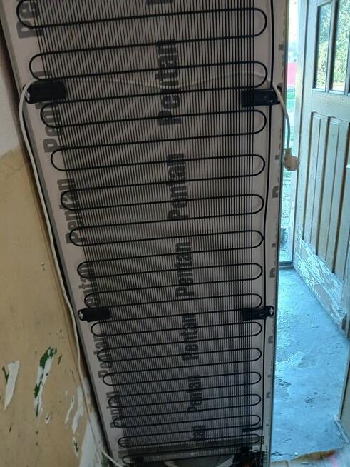 Lodówkę sprzedam, nowa marki Siemens.