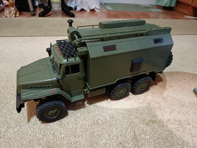 Ciężarówka wojskowa WPL B-36 RC 1:16