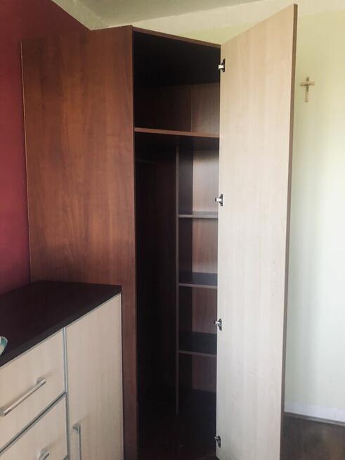 Sprzedam dużą, przestronną szafę