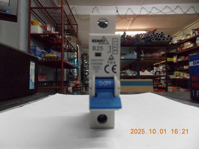 Wyłącznik nadprądowy bezpiecznik B25