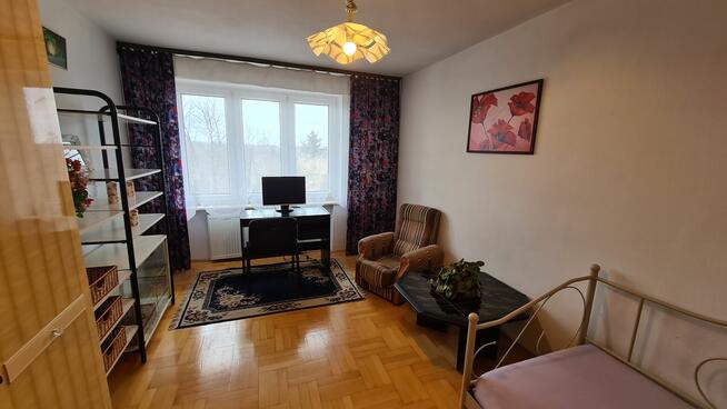 Pokój jednoosobowy dla kobiety uczącej się lub/i pracującej