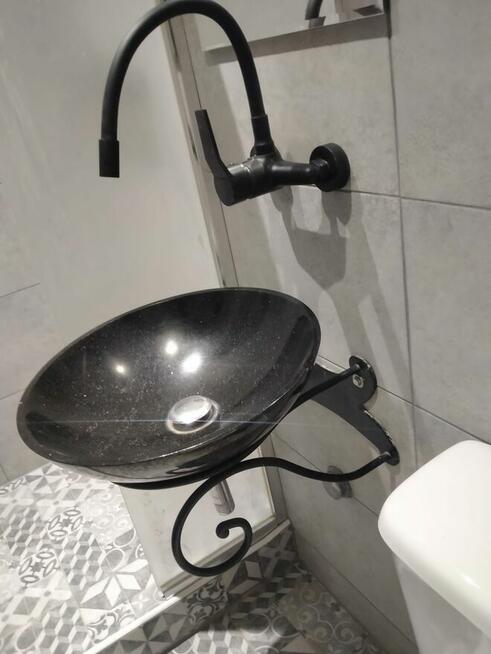 Kawalerka gotowa do zamieszkania. Świetna lokalizacja.