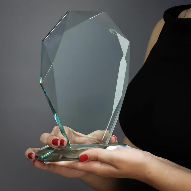 Elegancki Upominek Ślubny Ze Zdjęciem Młodej Pary Statuetka