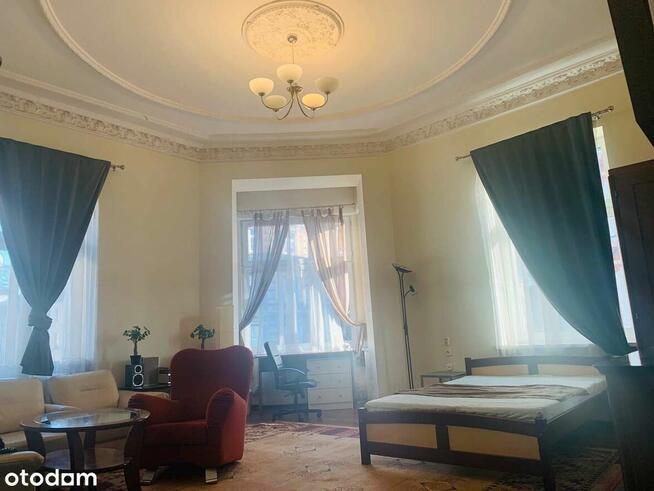 ulica Miernicza, przestronne mieszkanie w kamienicy