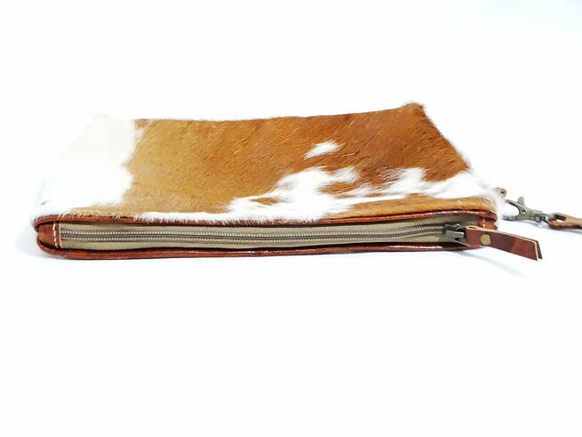 Drewniaki z naturalnej skóry bydlęcej z futrem oraz kopertów