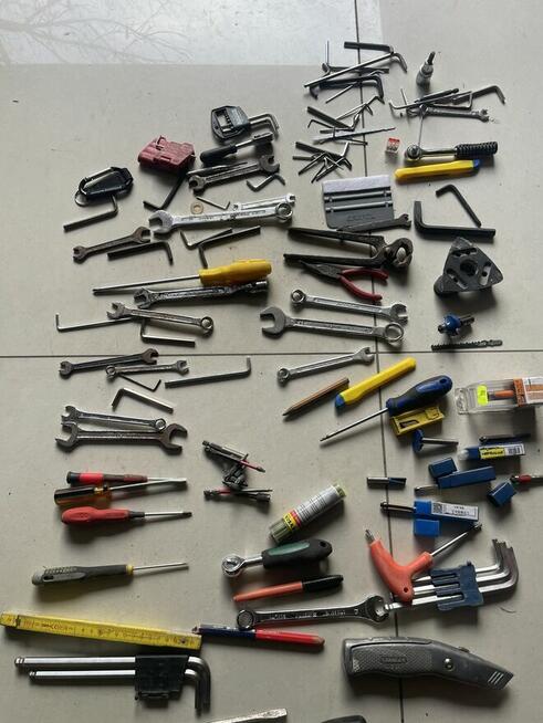 Narzędzia i skrzynki