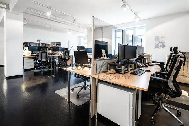 Mieszkanie Warszawa gm. Śródmieście Śródmieście, Bracka