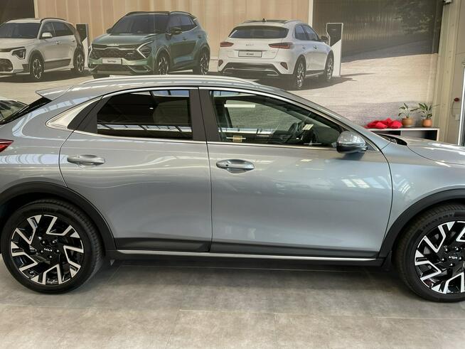 Kia XCeed DEMO! PHEV! 141 KM! Automat! Business Line! Lunar Silver!