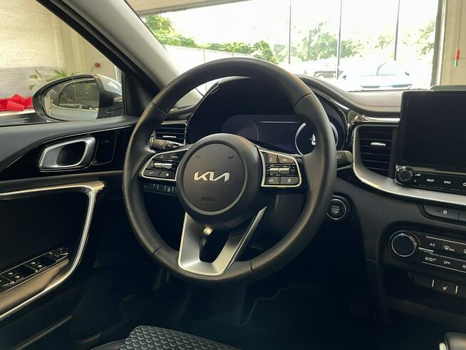 Kia XCeed DEMO! PHEV! 141 KM! Automat! Business Line! Lunar Silver!