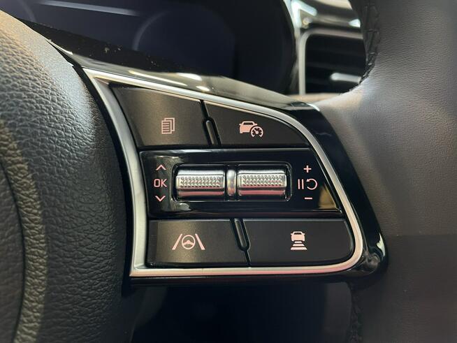 Kia XCeed DEMO! PHEV! 141 KM! Automat! Business Line! Lunar Silver!