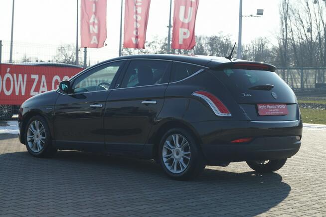 Lancia Delta 1,6 115 KM panorama navi pół skóra led