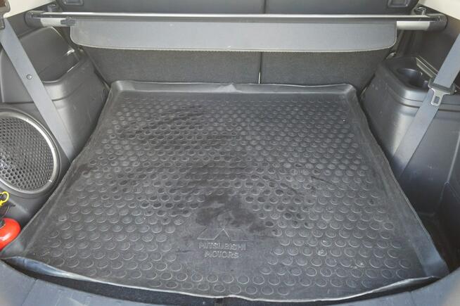 Mitsubishi Outlander Salon Polska 1 właściciel 4x4 7 osobowy Automat 2.0 ben 150KM Stan BDB