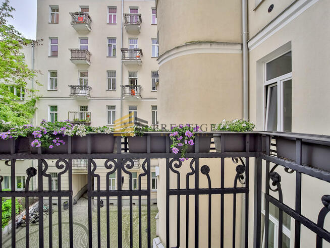 Wyjątkowy apartament w kamienicy na Śródmieściu!