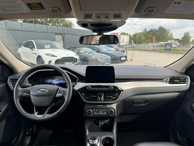 Ford Escape Drugi Właściciel / Nawigacja / Aktywny Tempomat / Panorama / FV Marża