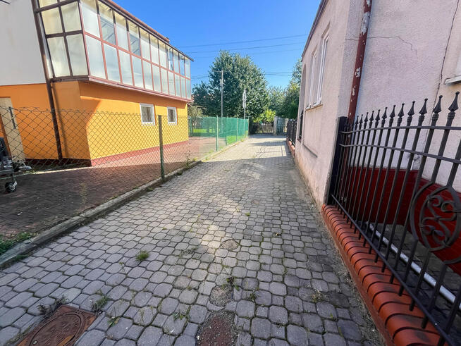 Dom z ogrodem w trakcie remontu - Ul. Zygmuntówka