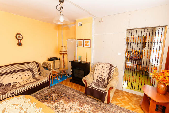 Dom z ogrodem w trakcie remontu - Ul. Zygmuntówka