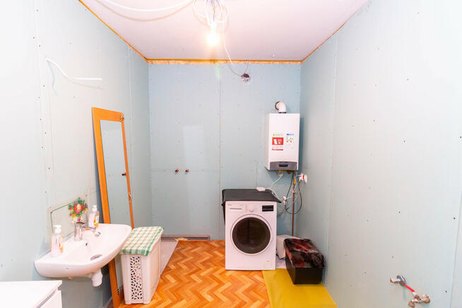 Dom z ogrodem w trakcie remontu - Ul. Zygmuntówka