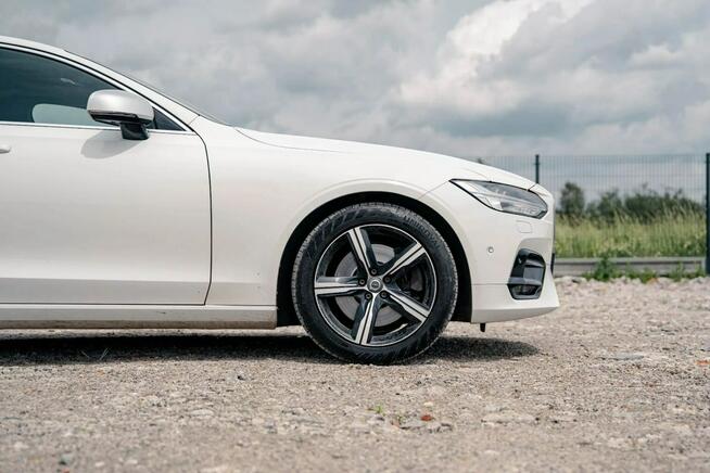 Volvo S90 D5 AWD R-design