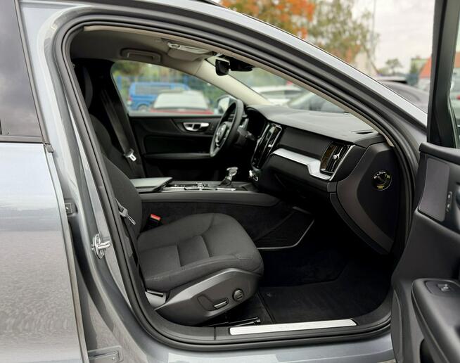 Volvo V60 AWD,4x4,Momentum Pro,Gwarancja