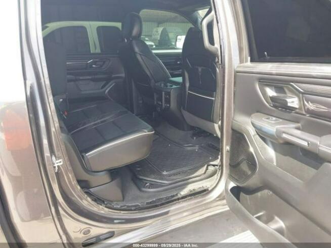 RAM 1500 Limited 4x4 5'7 Box