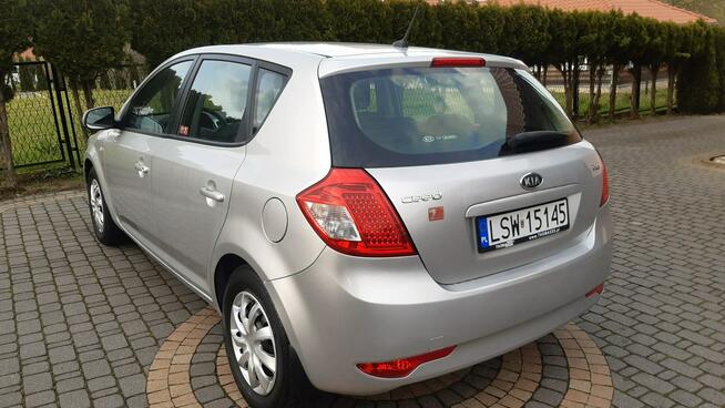 Kia Cee'd 1,6 CRDI Export