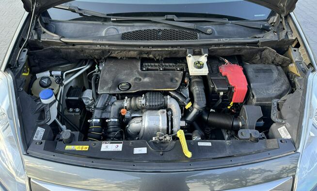 Peugeot Partner 1.6 HDI / 120KM LED Nawigacja Kamera Klimatronik Tempomat