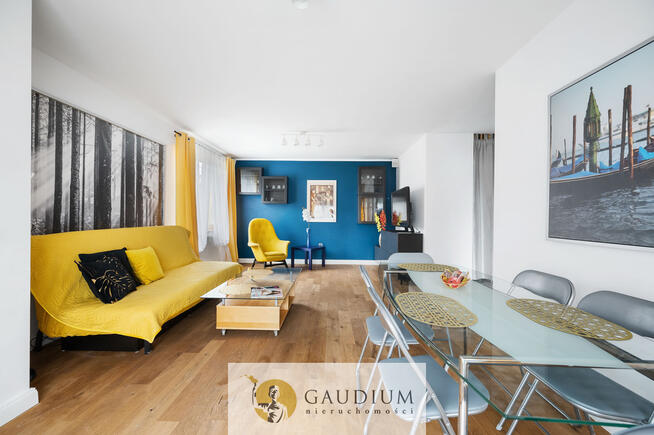 4 pokoje 2 balkony, hala garaż i komórka, Chwarzno