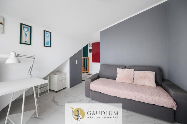 4 pokoje 2 balkony, hala garaż i komórka, Chwarzno