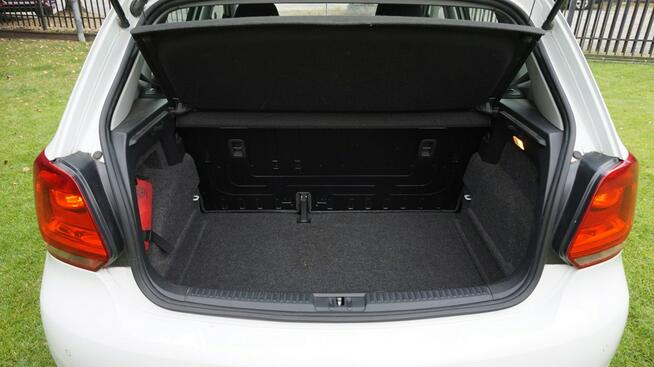 Volkswagen Polo zarejestrowany, ubezpieczony. Gwarancja. Polecam !!!