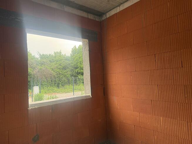 Dom Warszawa Wawer, Las