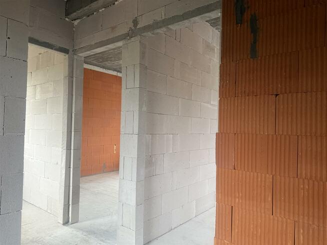 Dom Warszawa Wawer, Las