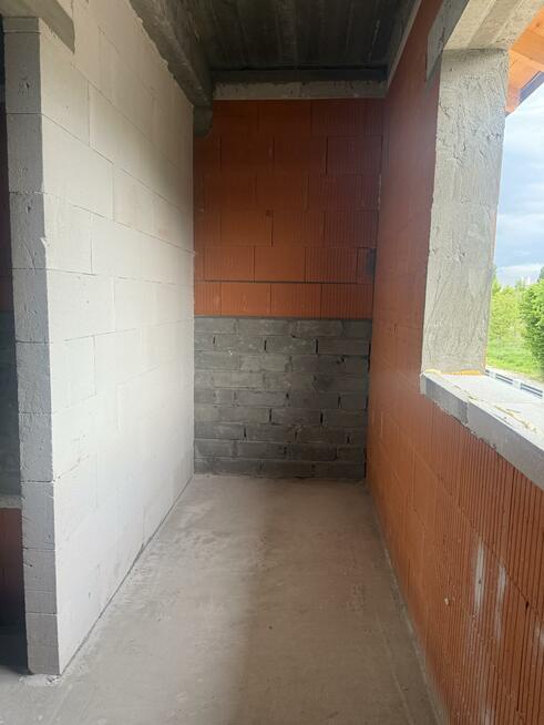 Dom Warszawa Wawer, Las