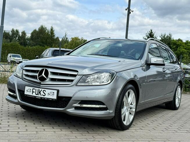 Mercedes C 180 *LIFT*Benzyna*Nowy Rozrząd*BDB stan*