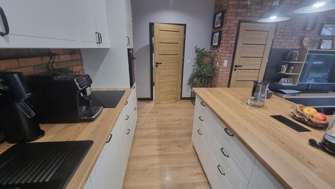 Apartamentowiec na Osowie, ogród 200 m2