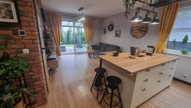 Apartamentowiec na Osowie, ogród 200 m2